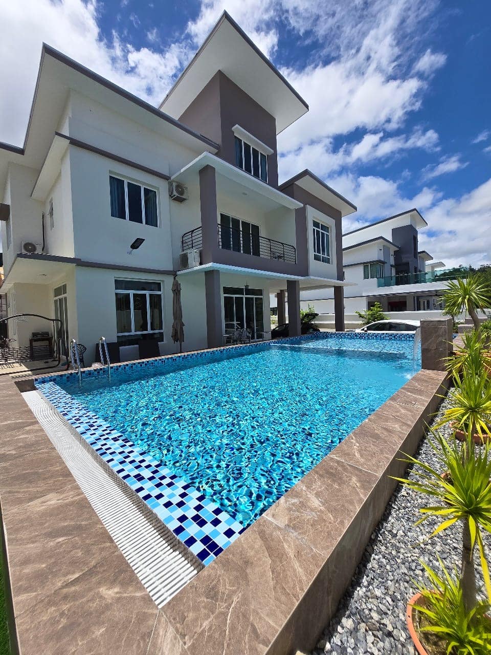 Baydream Villa 泳池与外观